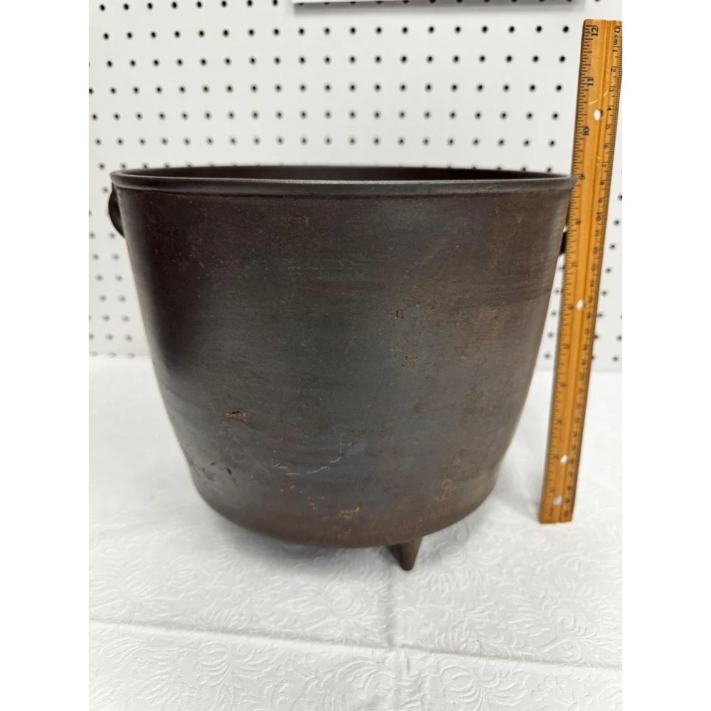 Antique Cast Iron Cauldron Pot 3 Legged Spider Gate Marked Bail Handle Primitive